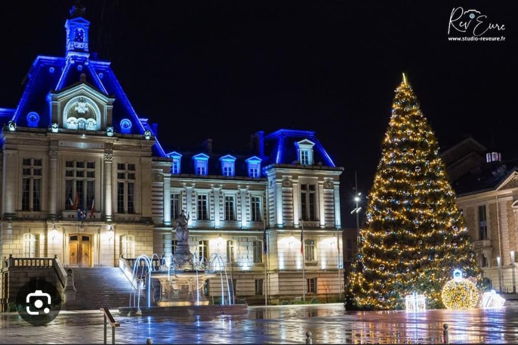 Apt Evreux 900M De La Gare Экстерьер фото